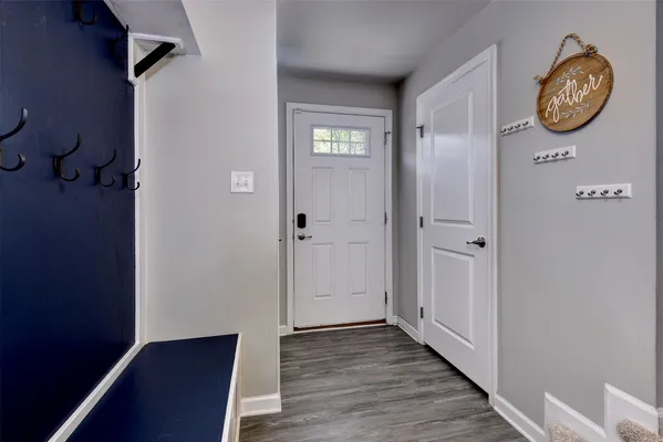 Property Slideshow image 3 of 42 | 124 mccormick pl, Williamsburg, VA, 23185