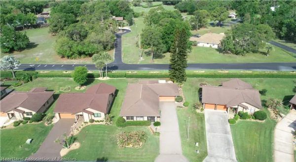 Property Slideshow image 2 of 50 | 3422 waterwood dr, Sebring, FL, 33872