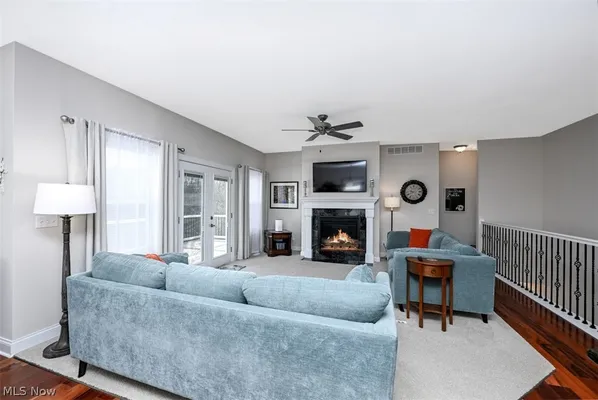 Property Slideshow image 3 of 33 | 10269 river run ln, North Royalton, OH, 44133