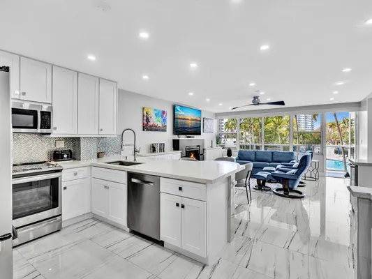 Property Slideshow image 2 of 43 | 3300 ne 36th st 217, ,, FL, 33308
