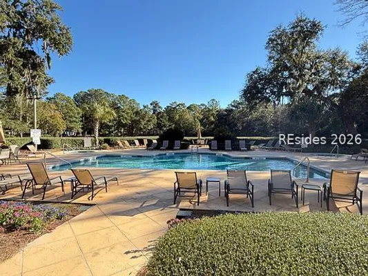 Property Slideshow image 2 of 24 | 4 aberdeen ct, Hilton Head Island, SC, 29926