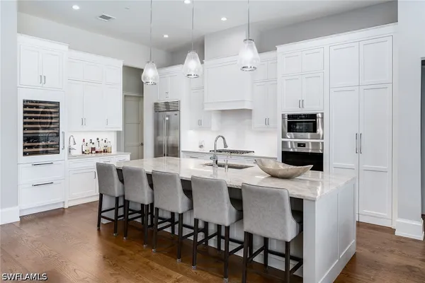 Property Slideshow image 3 of 18 | 705 wedge dr, Naples, FL, 34103