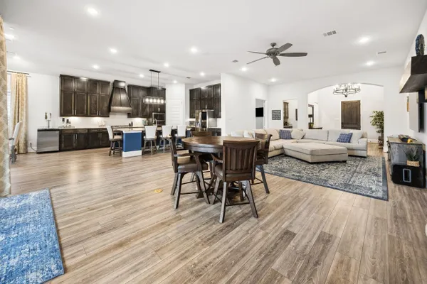 Property Slideshow image 3 of 38 | 2700 castlebridge, The Colony, TX, 75056