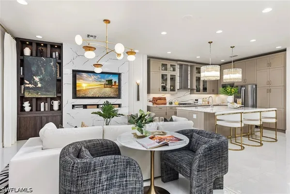 Property Slideshow image 2 of 11 | 2538 kingfisher dr, Naples, FL, 34112