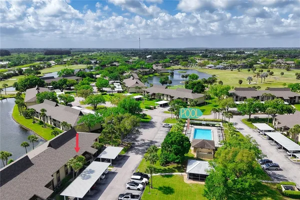 Property Slideshow image 2 of 34 | 31 plantation dr 204, Vero Beach, FL, 32966