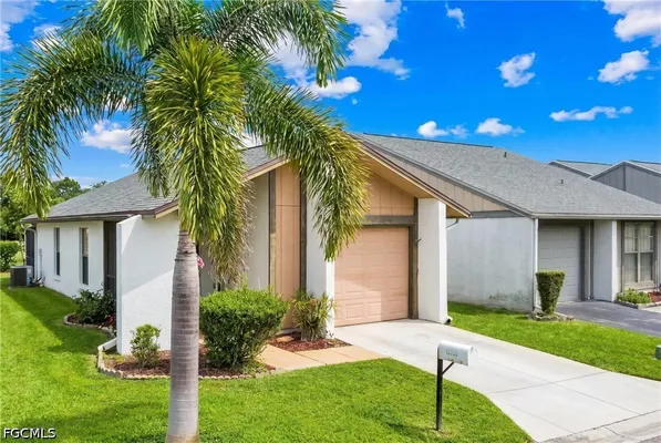 Property Slideshow image 2 of 18 | 18450 orangecrest ct, Lehigh Acres, FL, 33936