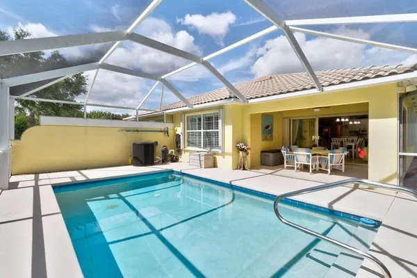 Property Slideshow image 2 of 36 | 4949 corsica sq, Vero Beach, FL, 32967