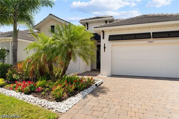 Property Slideshow image 2 of 50 | 14805 blue bay cir, Fort Myers, FL, 33913