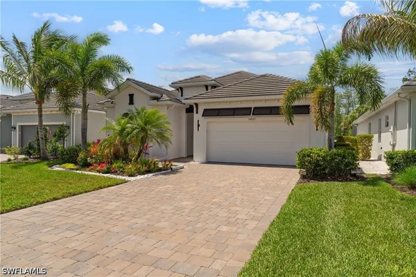 Property Slideshow image 3 of 50 | 14805 blue bay cir, Fort Myers, FL, 33913