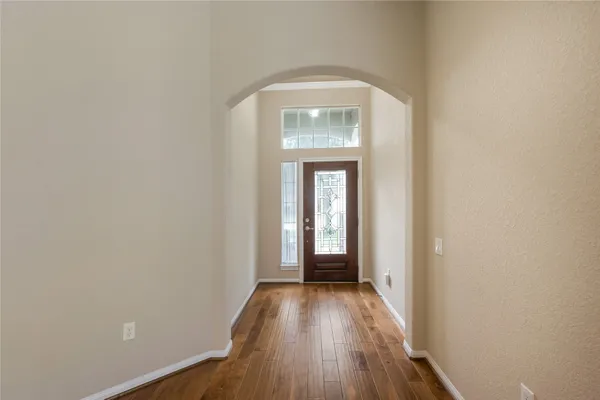Property Slideshow image 3 of 33 | 19314 blue cove court ct, Cypress, TX, 77433