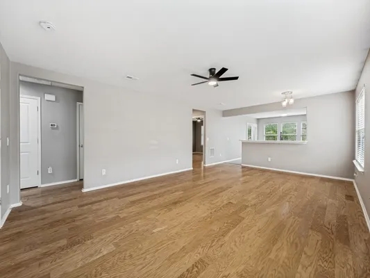 Property Slideshow image 2 of 25 | 1649 antelope hills dr, Frisco, TX, 75036