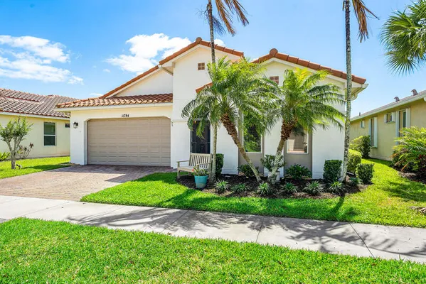 Property Slideshow image 3 of 52 | 11784 sw mountain ash cir, Port St Lucie, FL, 34987