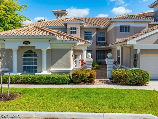 Property Slideshow image 2 of 31 | 3995 deer crossing ct 201, Naples, FL, 34114