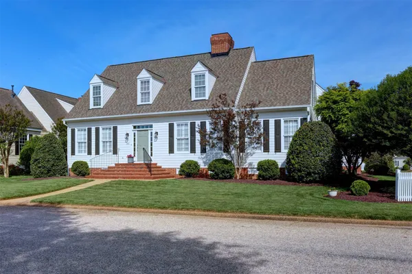 Property Slideshow image 3 of 42 | 161 highland, Williamsburg, VA, 23188