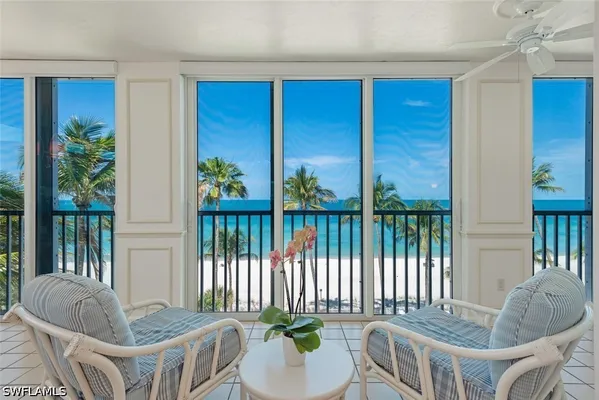 Property Slideshow image 3 of 30 | 3377 gulf shore blvd 4d, Naples, FL, 34103