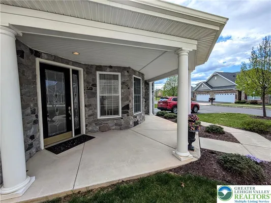 Property Slideshow image 2 of 40 | 4362 founders dr, Upper Saucon Twp, PA, 18034