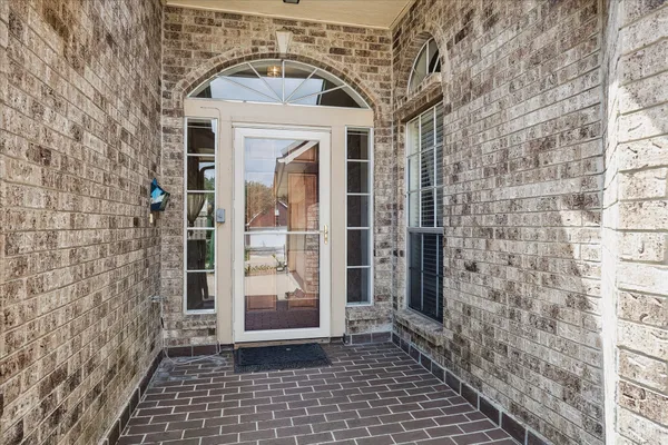 Property Slideshow image 3 of 30 | 2726 n larkspur cir, Pearland, TX, 77584