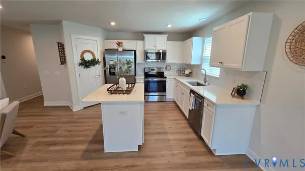 Property Slideshow image 3 of 21 | 7896 w danube loop, New Kent, VA, 23124