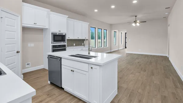 Property Slideshow image 2 of 14 | 26812 soapberry ln, Magnolia, TX, 77316