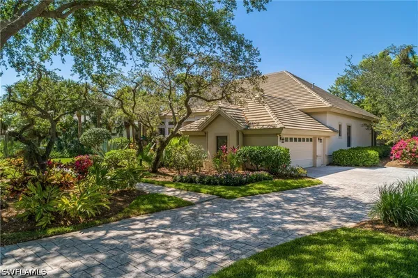 Property Slideshow image 3 of 48 | 3370 oaklake ct, Bonita Springs, FL, 34134
