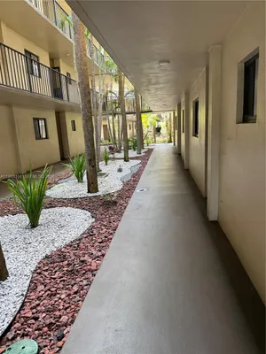 Property Slideshow image 2 of 17 | 5130 las verdes cir 123, Delray Beach, FL, 33484