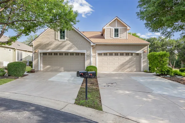 Property Slideshow image 2 of 28 | 317 essex ln, Georgetown, TX, 78633