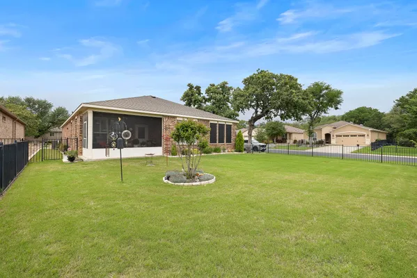 Property Slideshow image 3 of 24 | 101 copperas creek cv, Georgetown, TX, 78633