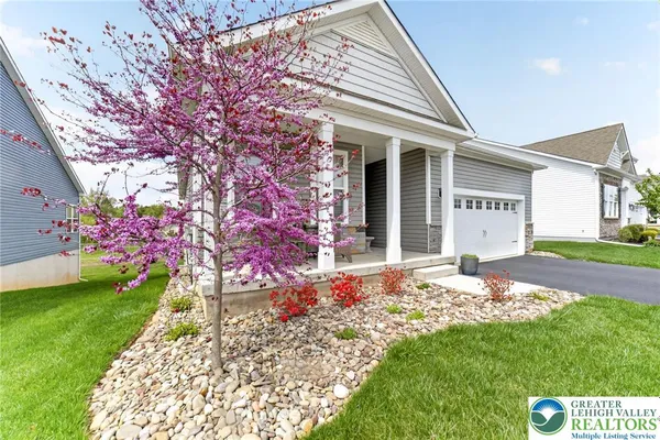 Property Slideshow image 2 of 56 | 8035 keystone dr, Upper Macungie Twp, PA, 18031