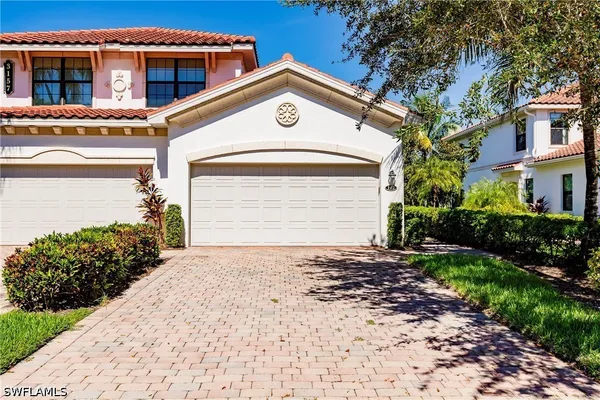 Property Slideshow image 3 of 50 | 3157 aviamar cir 102, Naples, FL, 34114