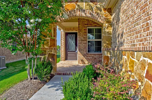 Property Slideshow image 3 of 21 | 3174 bobber st, Frisco, TX, 75036