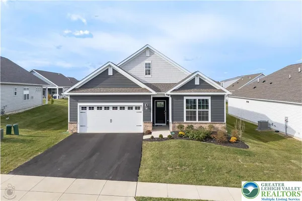 Property Slideshow image 2 of 45 | 7945 golden ln, Lower Macungie Twp, PA, 18031