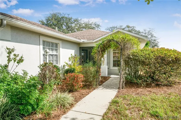 Property Slideshow image 3 of 38 | 2219 n brentwood cir, Lecanto, FL, 34461