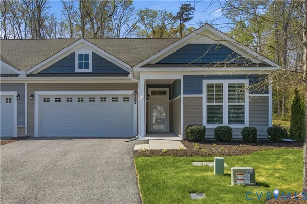Property Slideshow image 2 of 50 | 6169 magnolia cove ct, Chester, VA, 23831
