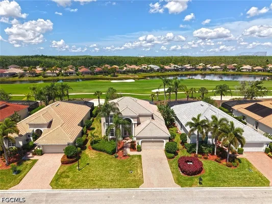 Property Slideshow image 2 of 50 | 9116 links dr, Fort Myers, FL, 33913