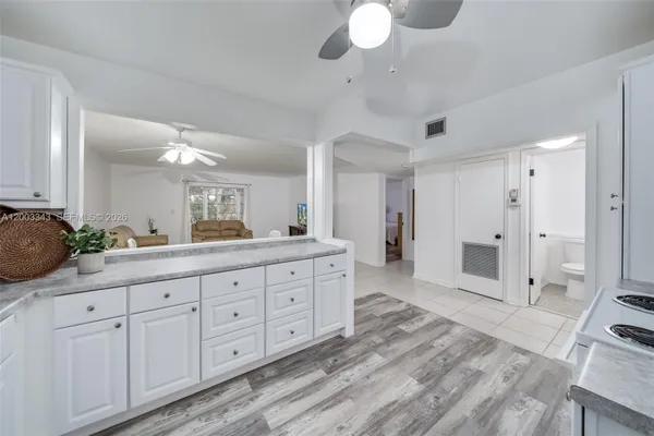 Property Slideshow image 3 of 23 | 4770 nw 21st st 208, Lauderhill, FL, 33313
