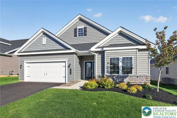 Property Slideshow image 2 of 34 | 5490 traditions dr, Upper Saucon Twp, PA, 18036