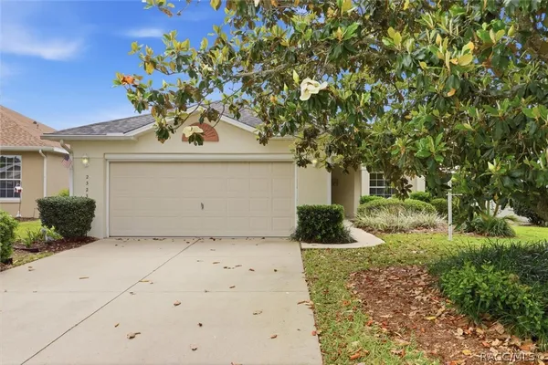 Property Slideshow image 2 of 47 | 2323 n andrea pt, Lecanto, FL, 34461