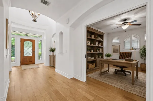 Property Slideshow image 3 of 36 | 815 river walk trl, Georgetown, TX, 78633