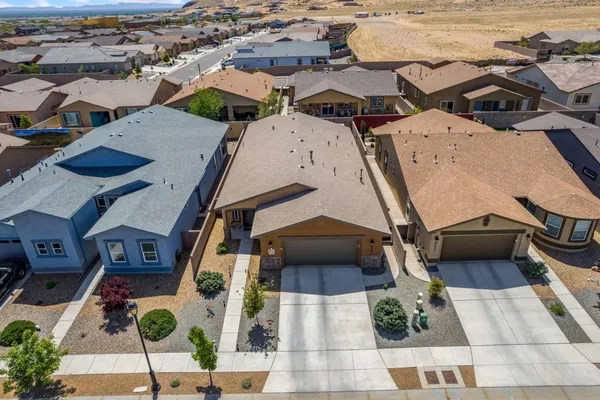 Property Slideshow image 2 of 41 | 4021 mora river ave, Los Lunas, NM, 87031