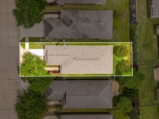 Property Slideshow image 2 of 22 | 1031 oleander way, Richmond, TX, 77469