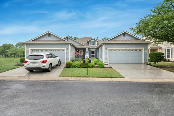 Property Slideshow image 2 of 35 | 111 hampton cir, Georgetown, TX, 78633