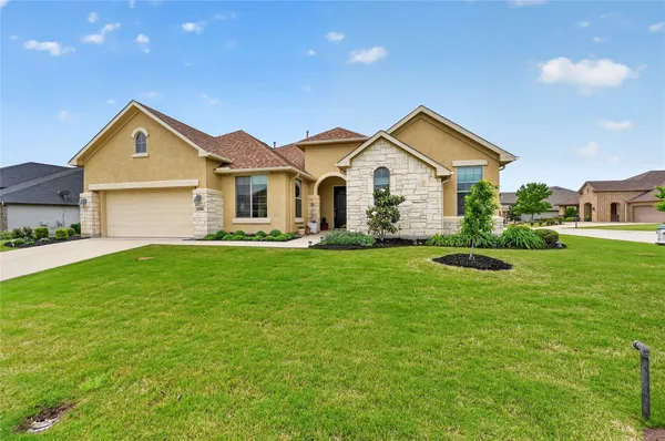 Property Slideshow image 3 of 32 | 11804 willet way, Denton, TX, 76207