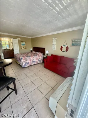 Property Slideshow image 2 of 16 | 2555 tamiami trl 250, Naples, FL, 34103