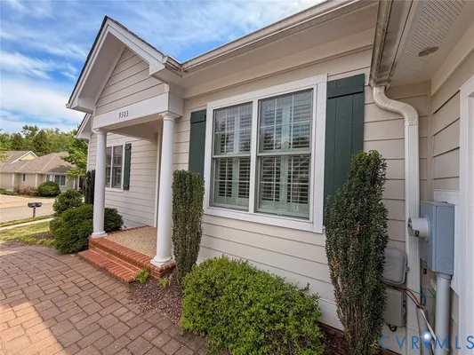 Property Slideshow image 2 of 32 | 9303 amberleigh cir, Chesterfield, VA, 23236