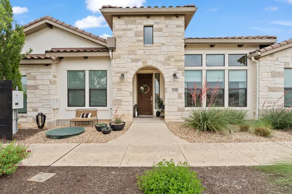 Property Slideshow image 2 of 35 | 132 rivalto dr, Horseshoe Bay, TX, 78657