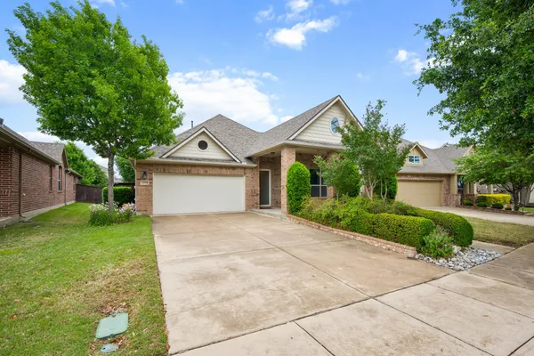 Property Slideshow image 2 of 35 | 1208 isabella ln, Savannah, TX, 76227