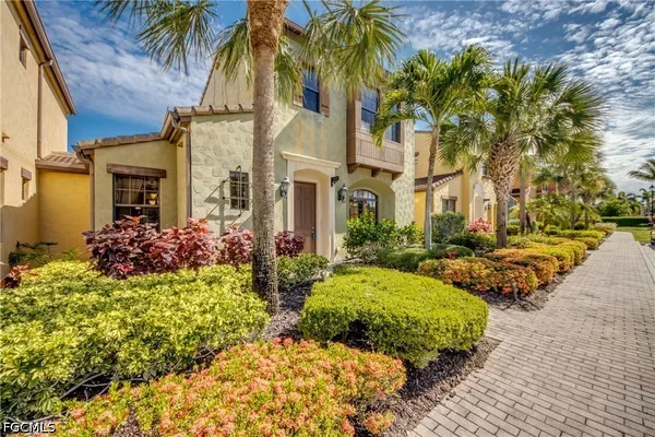 Property Slideshow image 2 of 50 | 11870 liana st 8802, Fort Myers, FL, 33912