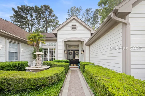 Property Slideshow image 2 of 58 | 127 robert e lee ln, Bluffton, SC, 29909