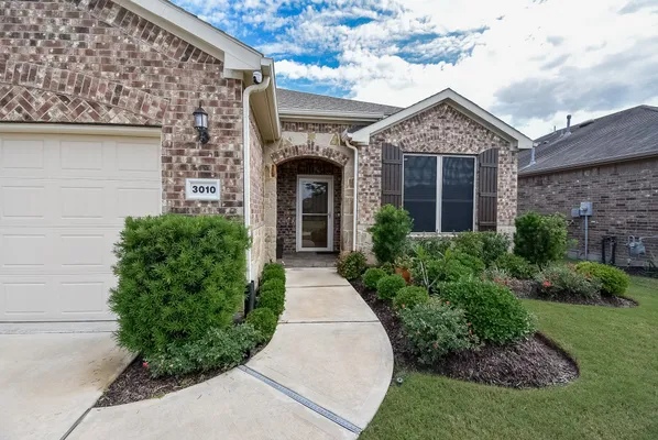 Property Slideshow image 2 of 38 | 3010 lacewing way, Richmond, TX, 77469
