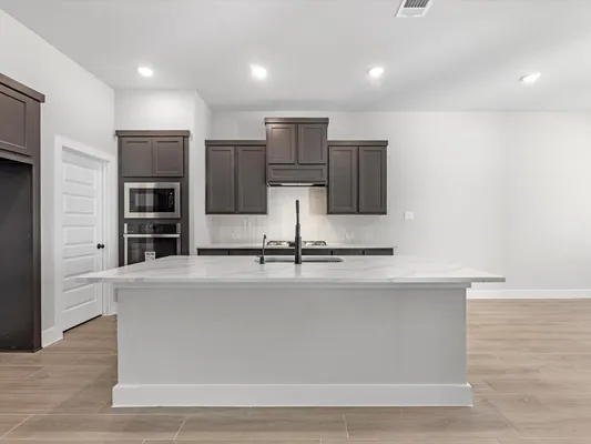 Property Slideshow image 3 of 25 | 22615 ruby forest rd, Tomball, TX, 77377